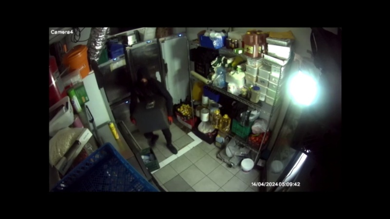 שוד כספת ממסעדה בראשון לציון, צילום משטרת ישראל